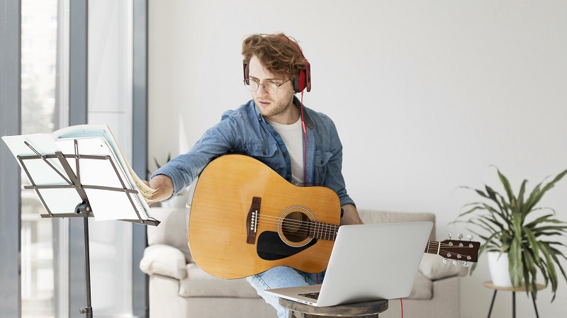 Can You Learn A Guitar Online?