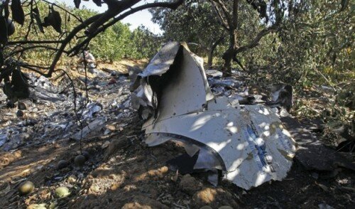 Man loses consciousness, wife crash-lands aircraft