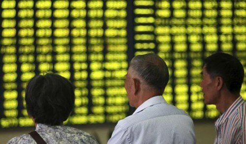 China stocks down almost 3% as growth disappoints
