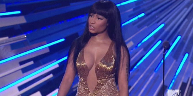 VMAs: Nicki Minaj calls out Miley Cyrus photo