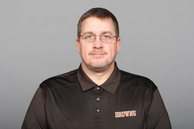 Browns Suspend Offensive Line Coach Andy Moeller photo