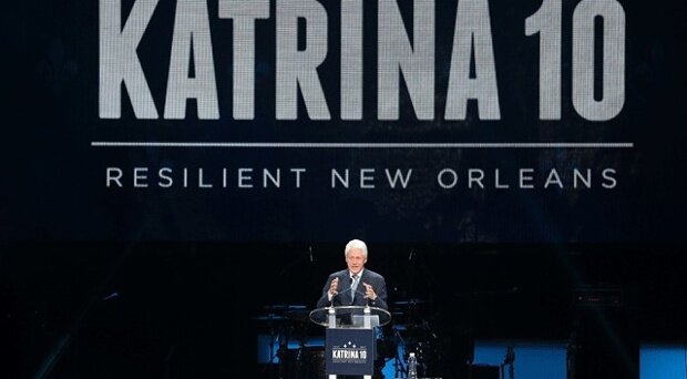 Gas prices predicted to dip below $2.50 for Labor Day photo