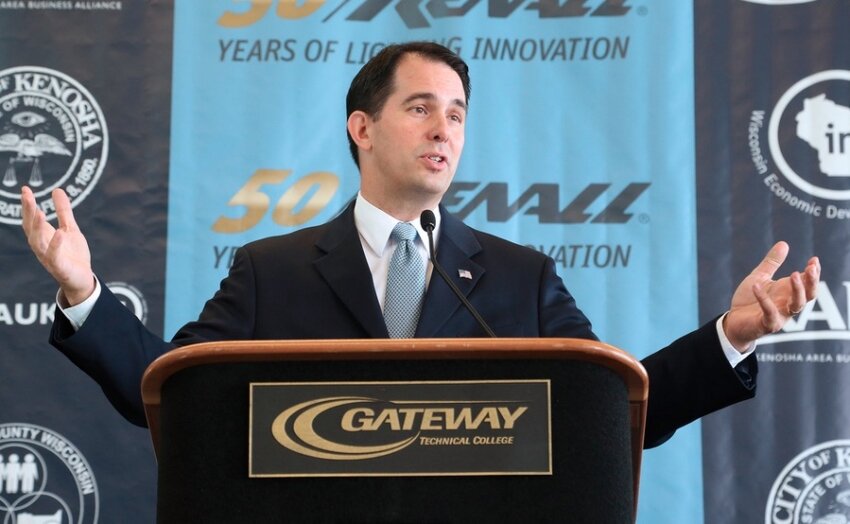 Walker: I’ll stop ‘big-government union bosses’ photo